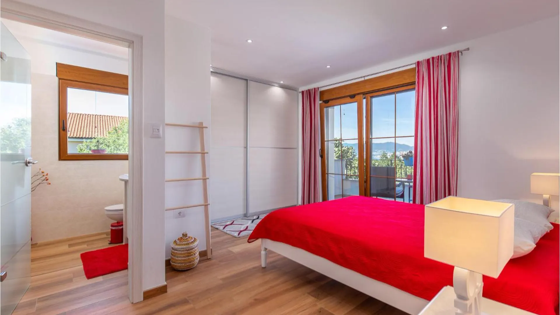 Lovely Home In Kostrena With Wifi